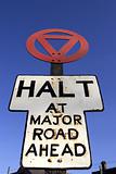 Halt at major road sign
