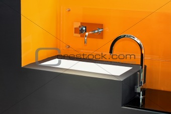 Orange sink