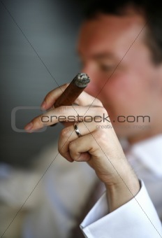 Smoking cigar