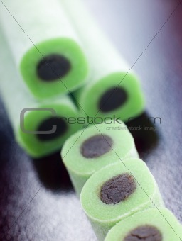 Whole and Sliced Jade Rolls