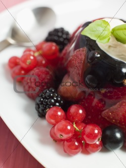 Champagne Berry Jelly with Clotted Cream