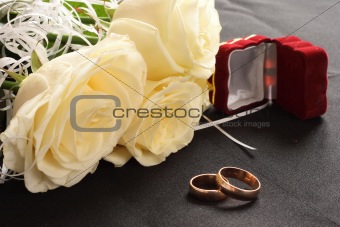 rings and roses