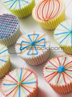 Kaliedoscope Cup Cakes