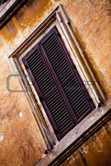 Windows of Rome City