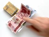 mousetrap baited with Chinese banknotes 3