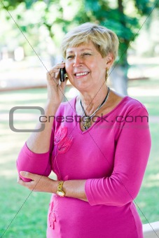 senior woman on the cellphone