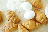 croissant & eggs