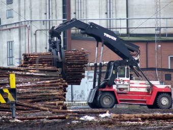 Truck Loading Timber