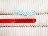 Toothpaste worm