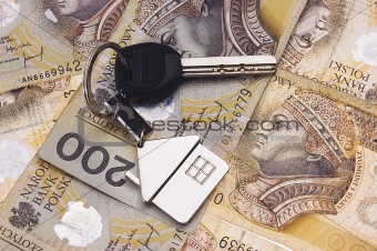 Keys on money