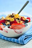 Yogurt with berries and granola