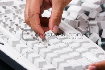 Keyboard assembling
