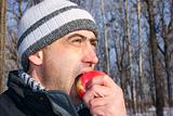 Taste of a winter apple