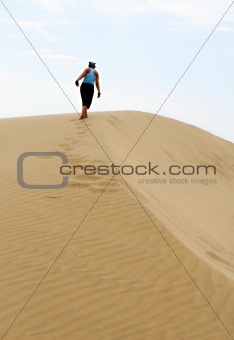 Dune Girl