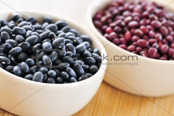 Black and red adzuki beans