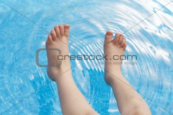 feet in pool
