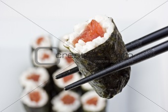 raw tunafish sushi