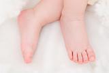 newborn foots