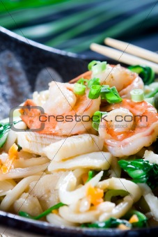 chinese style seafood noodle