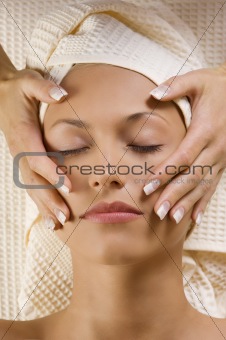 hands massage near head