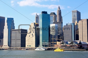 The downtown Manhattan skyline