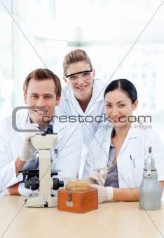 Scientific making experiences in laboratory