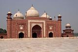 Mughal Style Mosque At The Taj Mahal