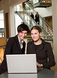Businesswomen in front of a laptop