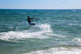 Kite surfer makes a splash