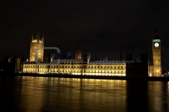 Houses of parliament and big ben at night,
