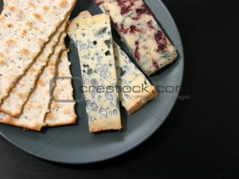 Blue cheese and crackers