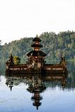 balinese lake temple