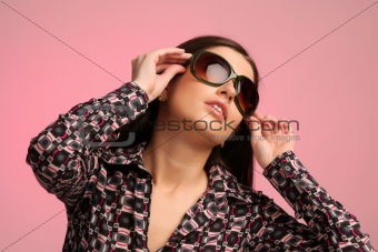 girl portrait with sunglasses