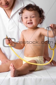 Cheerful child at the doktor.