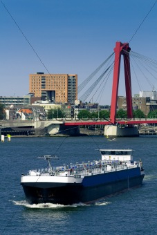 Rotterdam. Maas and Willemsbrug