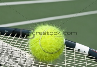 Electrified tennis ball