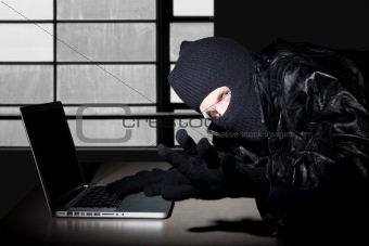 Computer Criminal