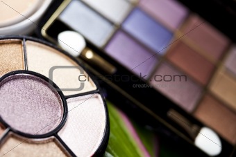 Colorful eyeshadows, accesories