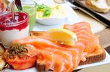 Fresh Salmon with lemon and bread