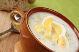 Dill soup with egg