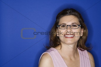 Woman wearing eyeglasses.