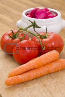 fresh tomatoes, carrot and radish