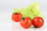 Cherry tomatoes and lettuce