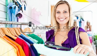 Caucasian woman selecting item 