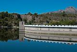 Reservoir dam