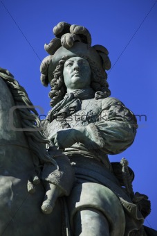 Louis XIV's statue