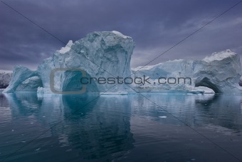 iceberg panorama