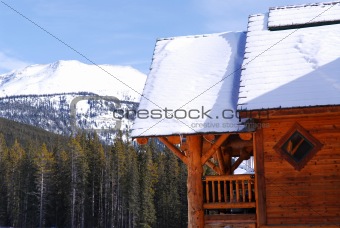 Log mountain cabin