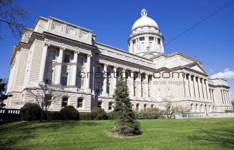 Facade of State Capitol in Frankfort