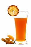 glass of freshly squeeze orange fruit juice
